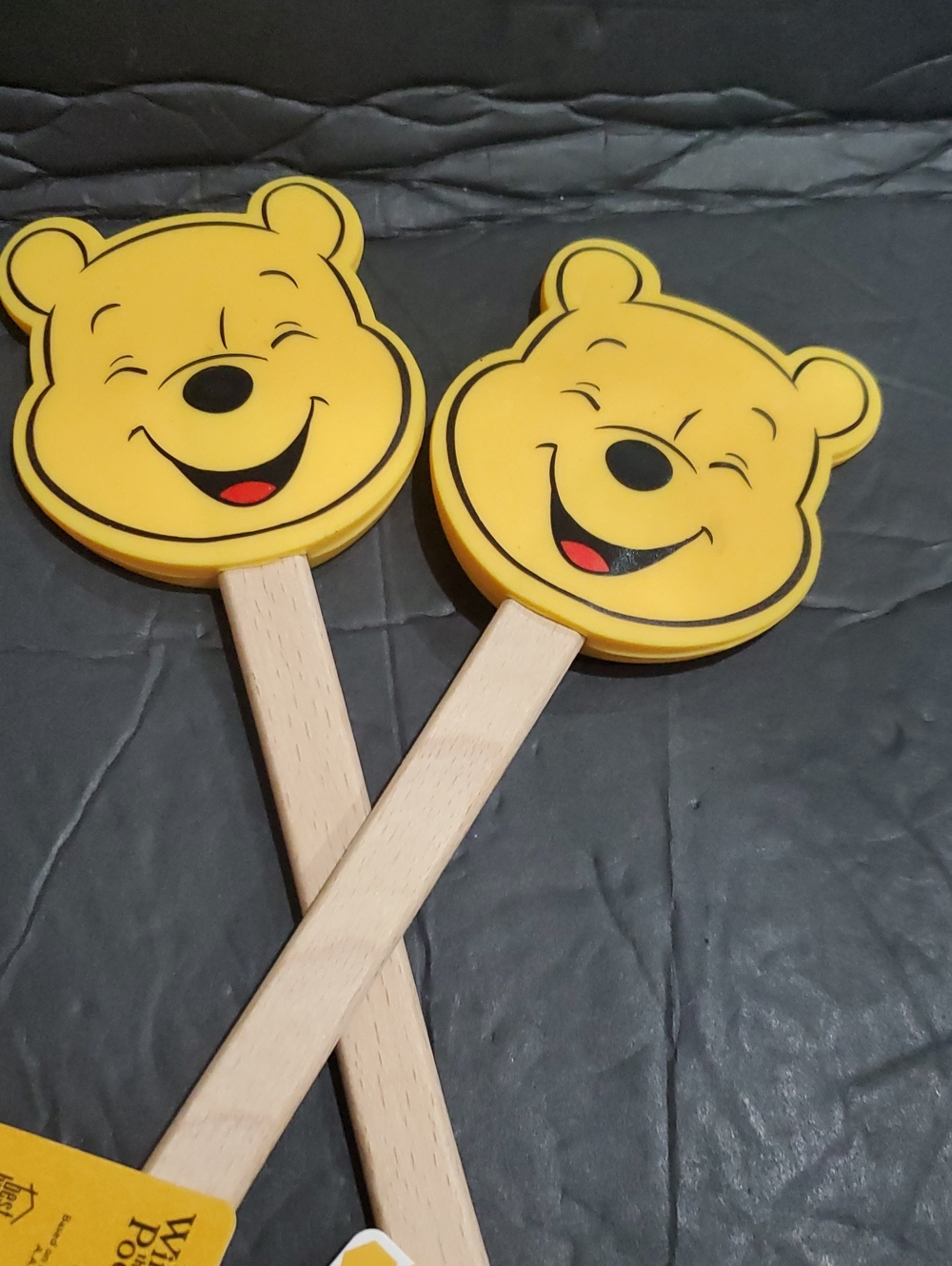 Winnie the Pooh 2pack yellow Winnie headed silicon spatula brand new